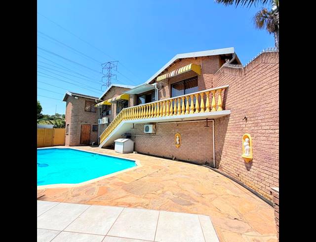 3 BEDROOM HOUSE FOR SALE IN NEW DAWN PARK